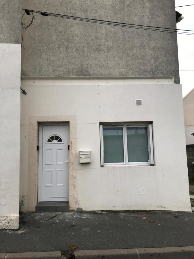 Alloappartmeuble_L'Ecrin Houilles Exterior foto